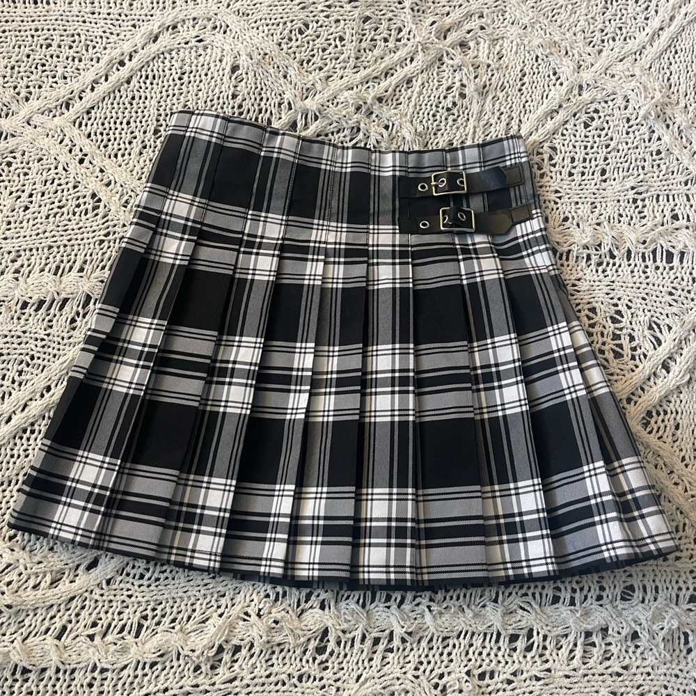 Plaid Black and White Someone